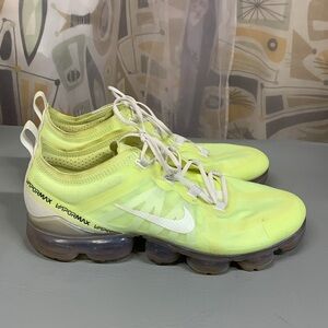 NIKE VAPORMAX Neon Luminous Green Women’s Sneakers Size 10